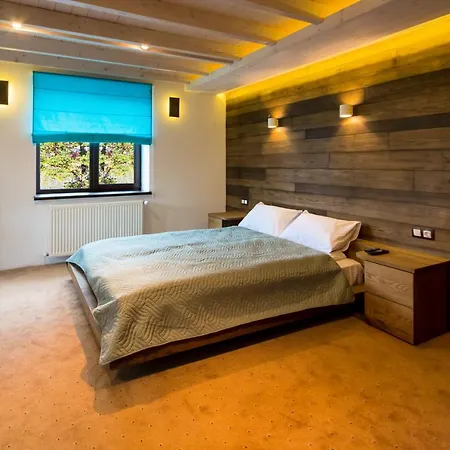 Hotel Forest Yaremche