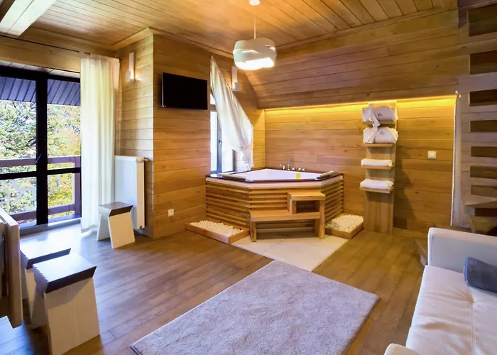 Hotell Forest *